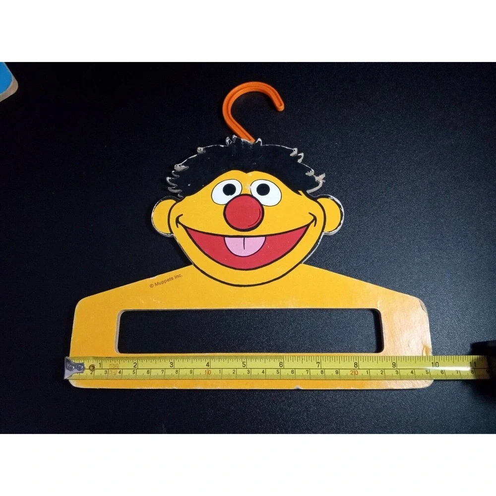 Vintage Lot of 2 Sesame Street Clothes Hangers Boards - Cookie Monster, Ernie - Picture 6 of 7